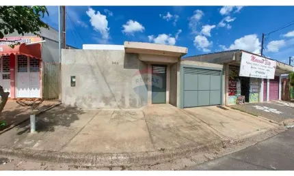 Casa para venda em Jardim Morumbi de 150.00m² com 2 Quartos e 7 Garagens