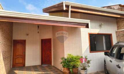 Casa para venda em Parque Novo Mundo de 147.00m² com 3 Quartos, 1 Suite e 2 Garagens