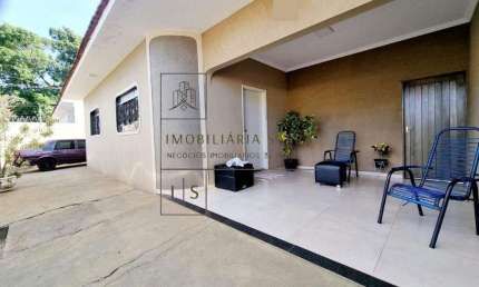 Casa para venda em Jardim Nazareth de 165.00m² com 3 Quartos e 4 Garagens