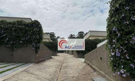 Casa de Condomínio para alugar em Fazendinha de 198.00m² com 3 Quartos, 1 Suite e 6 Garagens