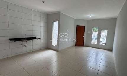Casa para venda em Jardim Marlene Miranda de 125.00m² com 2 Quartos e 1 Garagem