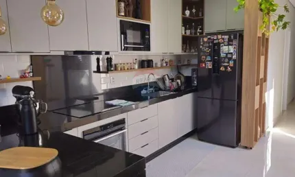 Casa para venda em Parque Universitário de 120.00m² com 3 Quartos, 1 Suite e 2 Garagens