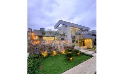 Casa para venda em Golden Park Residence de 296.00m² com 3 Quartos, 3 Suites e 3 Garagens