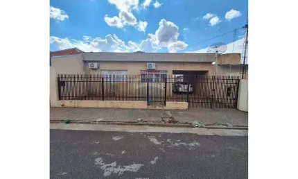 Casa para venda em Vila Mafalda de 307.00m² com 3 Quartos e 3 Garagens