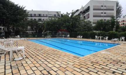 Apartamento para venda em Freguesia (jacarepaguá) de 52.00m² com 2 Quartos