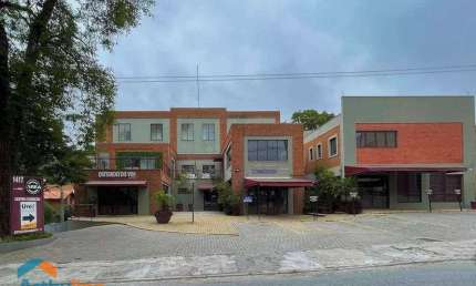 Sala Comercial para venda e aluguel em Granja Viana de 81.00m² com 2 Garagens