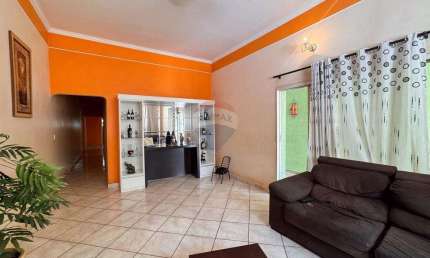 Casa para venda em Vila Tibério de 248.89m² com 3 Quartos e 1 Garagem