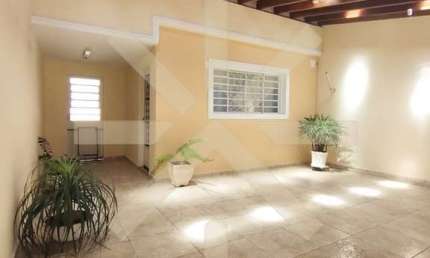 Casa para venda em Centro de 133.60m² com 2 Quartos e 2 Garagens
