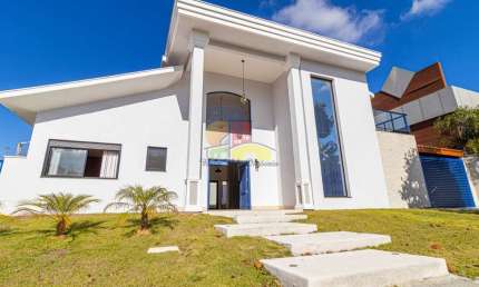 Sobrado para venda em Condomínio Residencial Monte Carlo de 337.00m² com 4 Quartos, 3 Suites e 4 Garagens
