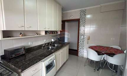 Apartamento para venda em Centro de 137.00m² com 3 Quartos, 2 Suites e 2 Garagens