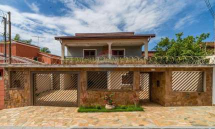 Casa para venda em Ribeirânia de 500.05m² com 5 Quartos, 2 Suites e 5 Garagens