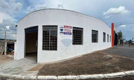Casa comercial para alugar na Avenida Carlos Botelho, 686, Centro, Nova Odessa