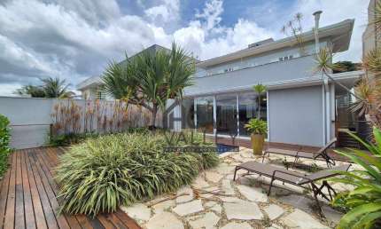 Casa para venda em Condomínio Residencial Villa Romana de 336.00m² com 3 Quartos, 3 Suites e 4 Garagens