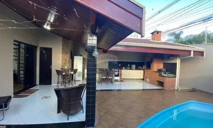 Casa para venda em Vila Santa Maria de 235.73m² com 3 Quartos, 1 Suite e 3 Garagens