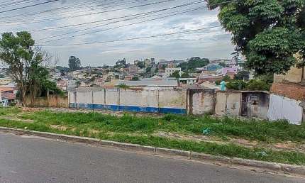 Terreno à venda na Rua Einstein, 613, Guarani, Colombo