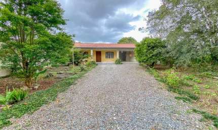 Casa para venda em Guatupê de 136.00m² com 2 Quartos e 1 Garagem