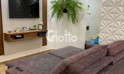 Casa de Condomínio para venda em Vila Brasileira de 75.00m² com 2 Quartos e 2 Garagens