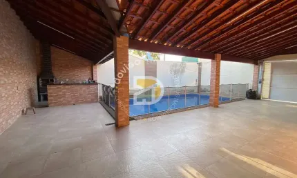 Casa para venda em Vila Dias de 162.00m² com 2 Quartos, 1 Suite e 4 Garagens
