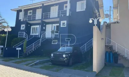 Casa de Condomínio para venda em Granja Viana de 146.00m² com 3 Quartos, 3 Suites e 3 Garagens