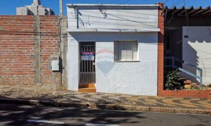 Casa com 3 quartos à venda na Rua Pedro Álvares Cabral, 171, Centro, Araras