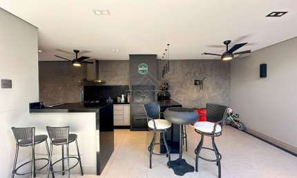 Casa para venda em Nova Piracicaba de 264.00m² com 3 Quartos, 1 Suite e 3 Garagens