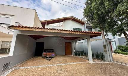 Casa de Condomínio para venda em Dois Córregos de 219.00m² com 2 Quartos, 1 Suite e 2 Garagens