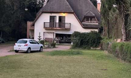 Casa para venda em Taboão de 660.00m² com 4 Quartos, 1 Suite e 10 Garagens