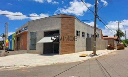 Galpão / Depósito / Armazém para alugar em Saúde de 213.00m² com 4 Garagens