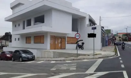 Prédio Comercial para venda e aluguel em Vila Santa Rita de 562.00m² com 3 Garagens