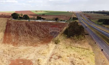 Terreno para venda em Engenheiro Carlos De Lacerda Chaves de 26806.00m²