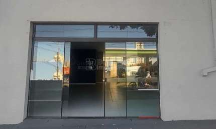 Casa comercial para alugar na Avenida Padre Francisco Sales Colturato, 330, Centro, Araraquara