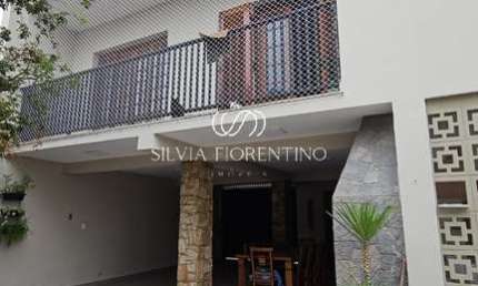 Casa para venda em Centro de 320.00m² com 5 Quartos e 1 Suite