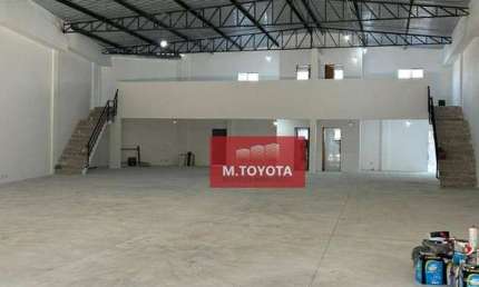 Galpão / Depósito / Armazém para venda e aluguel em Vila Galvão de 500.00m² com 4 Garagens