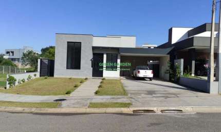 Casa de Condomínio para alugar em Santa Isabel de 535.00m² com 4 Quartos, 3 Suites e 4 Garagens