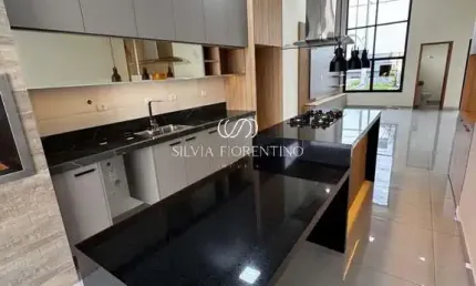 Casa para venda em Caminho Novo de 256.00m² com 3 Quartos, 1 Suite e 2 Garagens