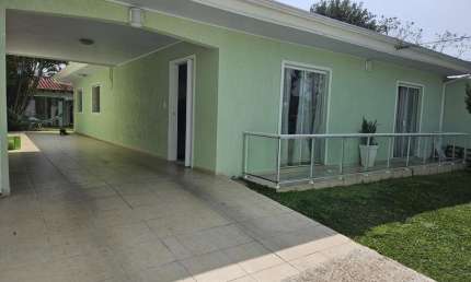 Casa para venda em Cidade Industrial de 170.00m² com 3 Quartos, 1 Suite e 3 Garagens