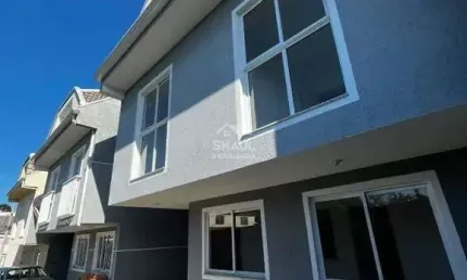 Sobrado para venda em Xaxim de 130.00m² com 2 Quartos, 1 Suite e 3 Garagens