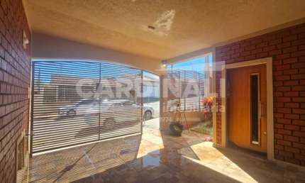 Casa para venda em Vila Boa Vista 1 de 232.00m² com 2 Quartos, 1 Suite e 3 Garagens
