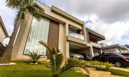Casa de Condomínio para venda em Alphaville de 440.00m² com 4 Quartos, 4 Suites e 4 Garagens