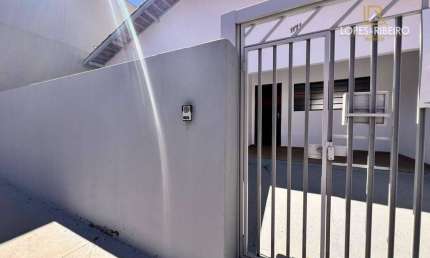 Casa para venda em Centro de 260.00m² com 6 Quartos, 3 Suites e 9 Garagens