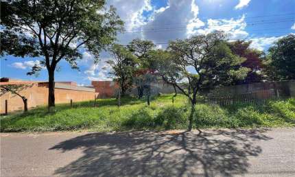 Terreno para venda em Jardim Santa Mônica de 300.00m²
