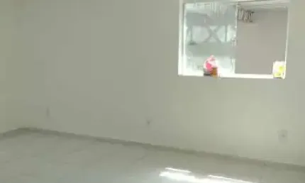 Sala Comercial para alugar em Mogilar de 85.00m² com 2 Garagens