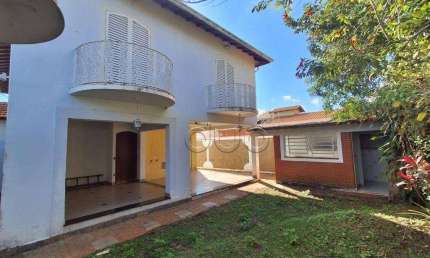 Casa para venda em Parque Santa Cecília de 355.00m² com 4 Quartos, 2 Suites e 4 Garagens