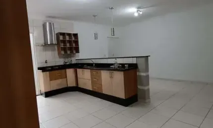 Casa para alugar em Parque Nova Carioba de 150.00m² com 2 Quartos, 1 Suite e 2 Garagens