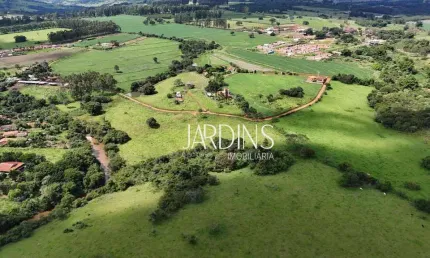 Chácara para venda em Zona Rural de 600.00m² com 7 Quartos, 6 Suites e 20 Garagens