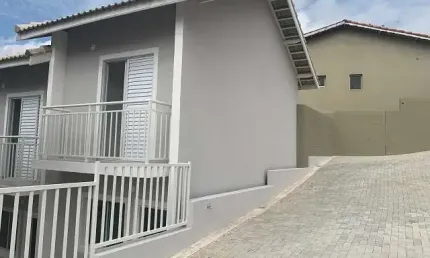 Casa para venda em Chácara Vista Alegre de 65.00m² com 2 Quartos e 1 Garagem