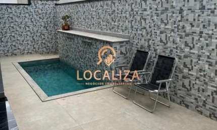 Casa para venda em Residencial Colinas de 250.00m² com 3 Quartos, 1 Suite e 2 Garagens