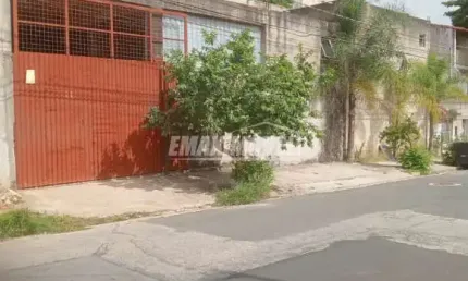 Galpão / Depósito / Armazém para alugar em Vila Barão de 427.00m²