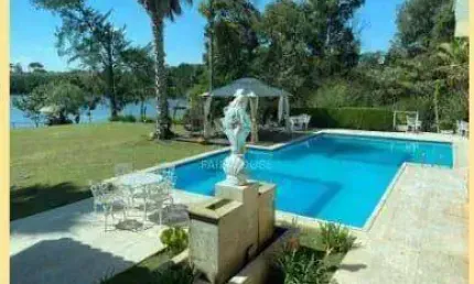 Casa para venda em Lago Azul  de 1400.00m² com 5 Quartos e 5 Suites