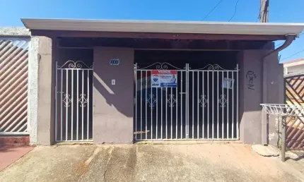Casa para venda em Jardim Amanda I de 100.00m² com 2 Quartos e 2 Garagens